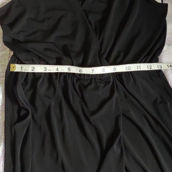 BCBGeneration Black T Back Elastic Waist Stretchy Hip Pockets Jumpsuit Size S - Picture 4 of 8